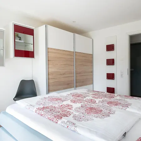 Apartmán Wellenreiter Mit Ruhigem Garten Uberlingen