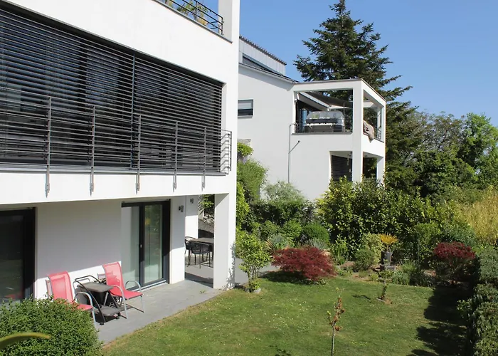 Апартаменты Wellenreiter Mit Ruhigem Garten Иберлинген